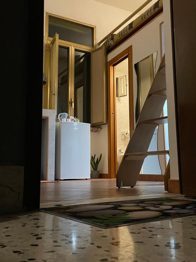 Апартаменты “Piccola Domus” Неаполь Экстерьер фото